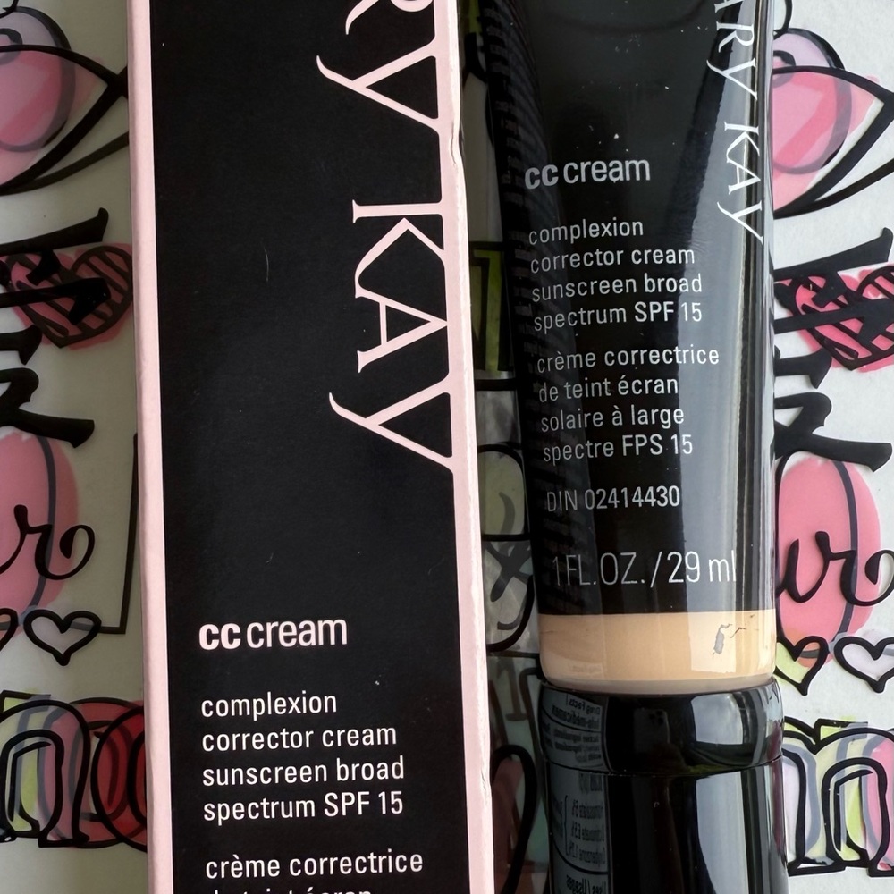Mary Kay CC Cream - Very Light